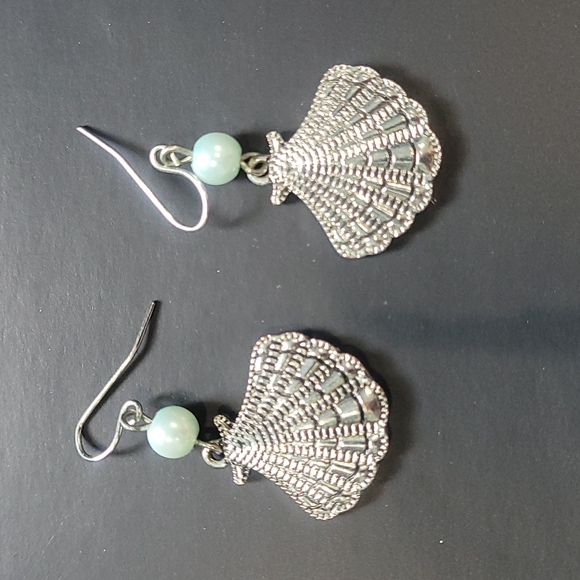 Jewelry - Seashell Earrings